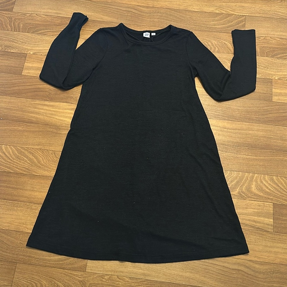 GAP black loose sweater dress size S